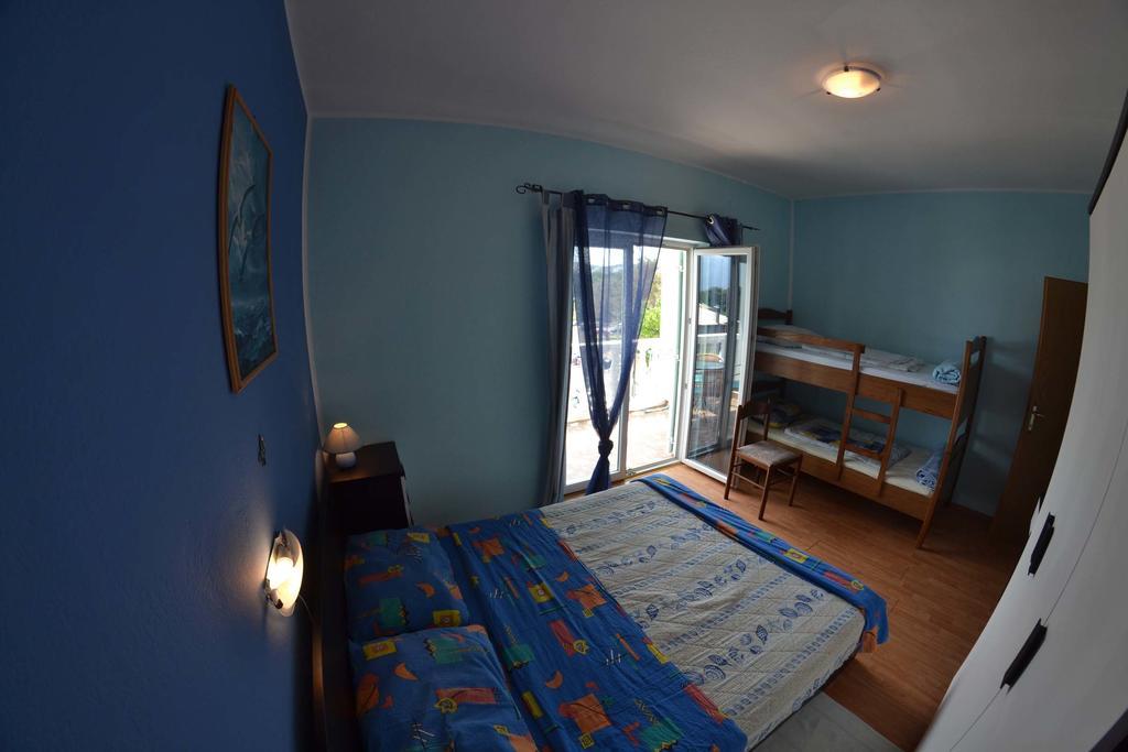 Apartmani Jenny i Tania Lopar Bagian luar foto