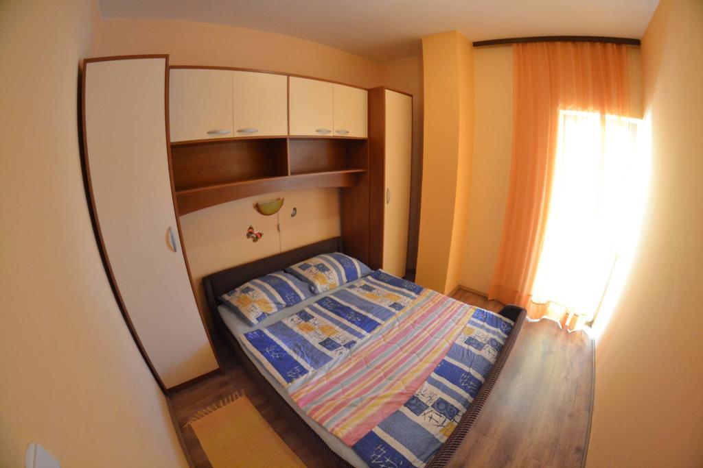 Apartmani Jenny i Tania Lopar Bagian luar foto