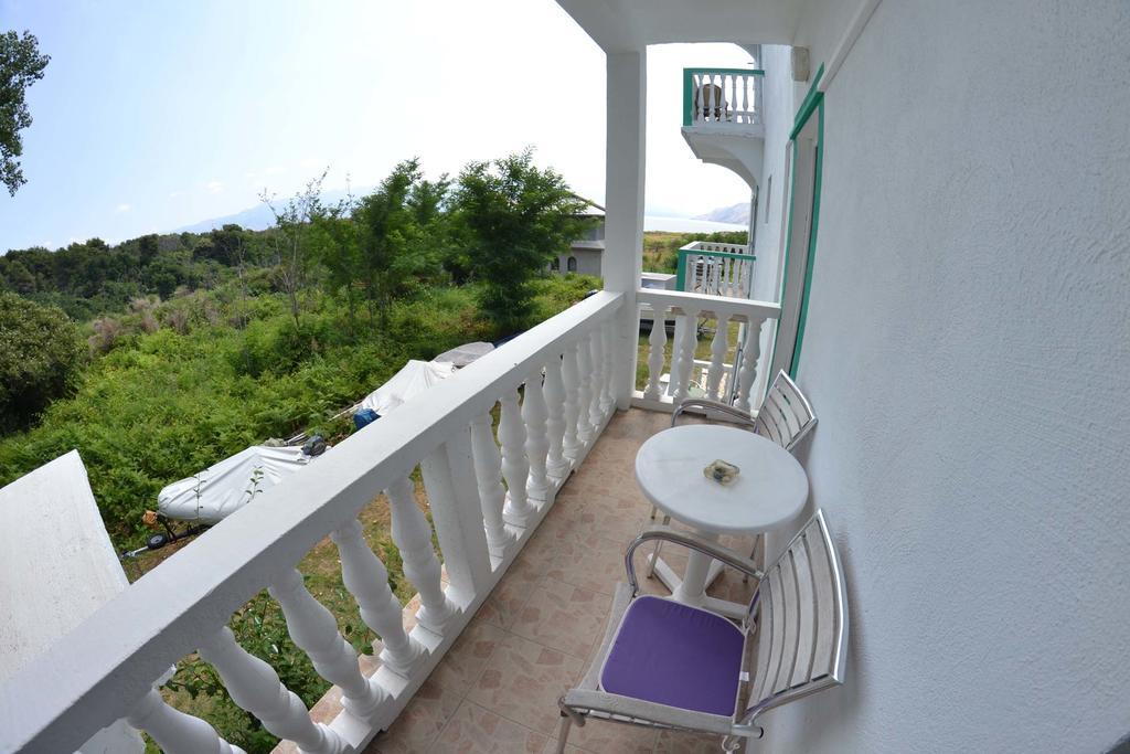 Apartmani Jenny i Tania Lopar Bagian luar foto