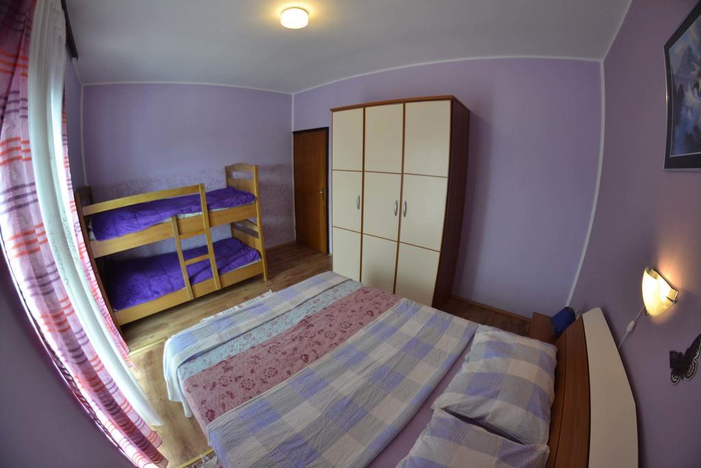 Apartmani Jenny i Tania Lopar Bagian luar foto